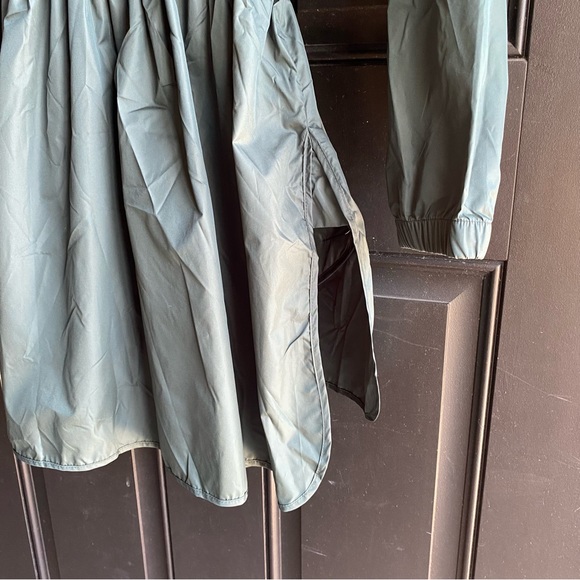 Heroine Sport Green Windbreaker Jacket Size Large - Picture 6 of 11